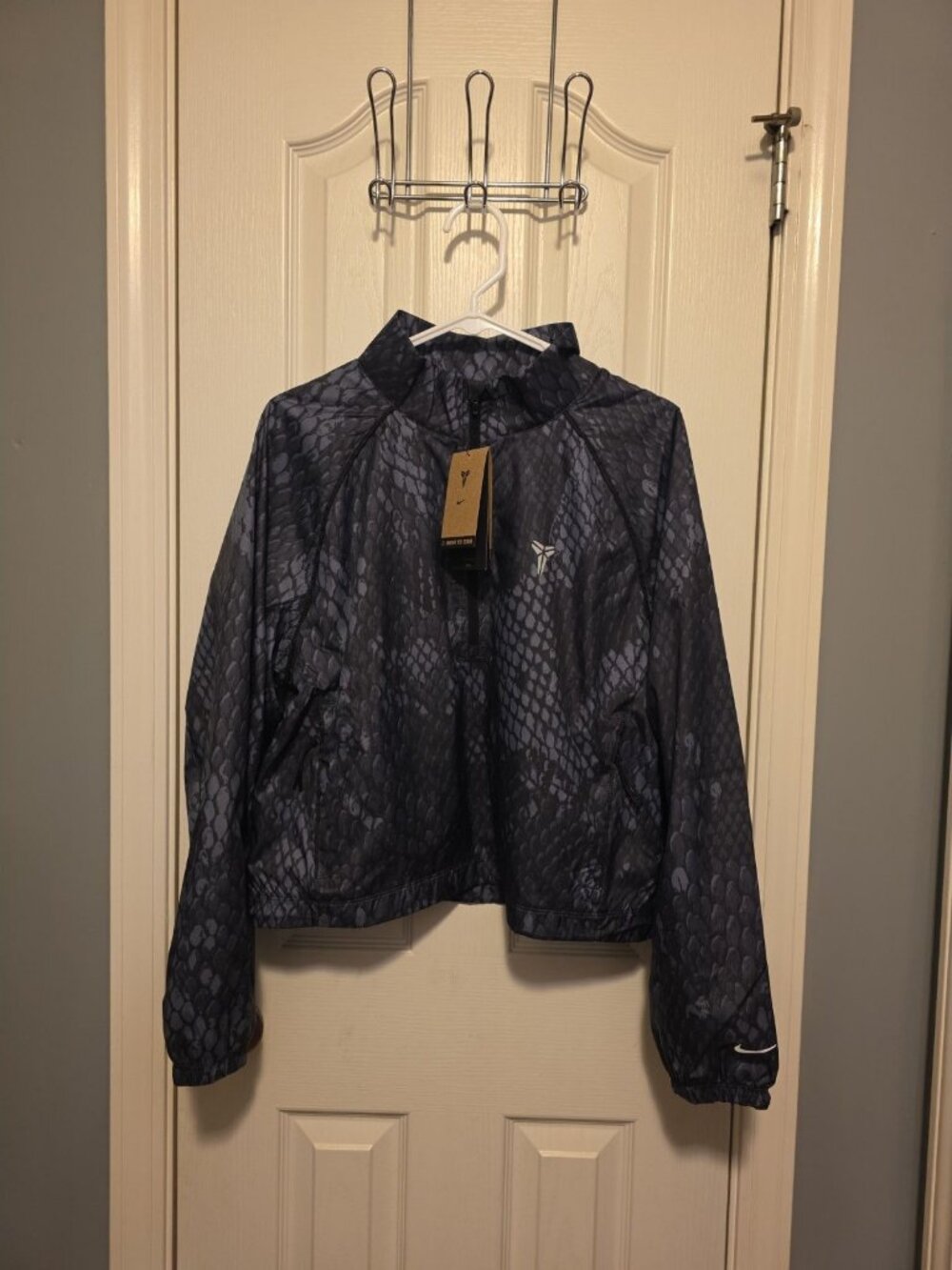 Nike Kobe Bryant Mamba Women's Large Lightweight Repel Woven Jacket IB2718-010